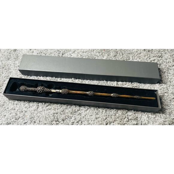 Universal Studios Wizarding World of Harry Potter Professor Dumbledore Wand - Picture 1 of 10